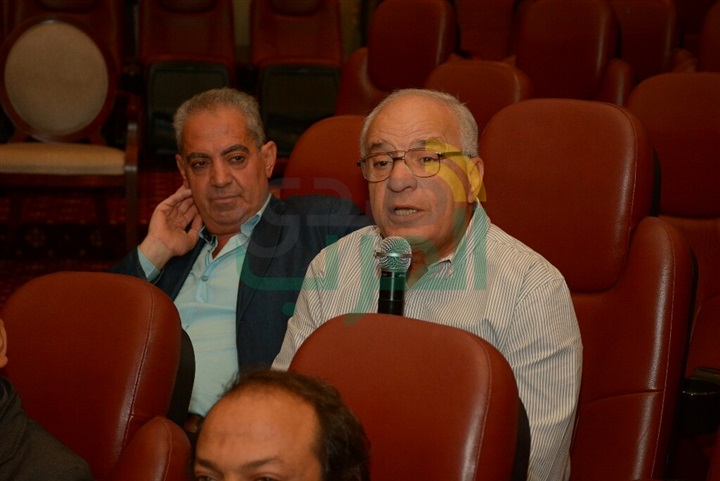 بالصور.. ندوة الفنان أحمد مظهر في مهرجان الاسكندريه