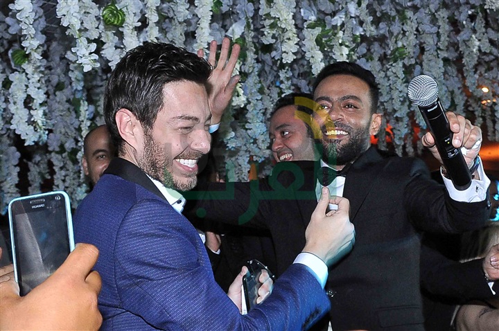 بالصور.. جنات ورامي جمال ودياب يشعلون زفاف "تامر عاشور" بالصور.. جنات ورامي جمال ودياب يشعلون زفاف "تامر عاشور"