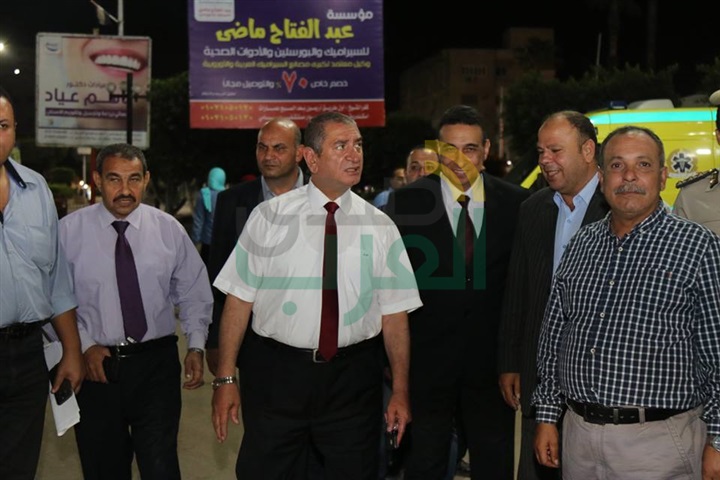 بالصور...محافظ كفر الشيخ يشارك الجماهير فرحة الصعود لكأس العالم