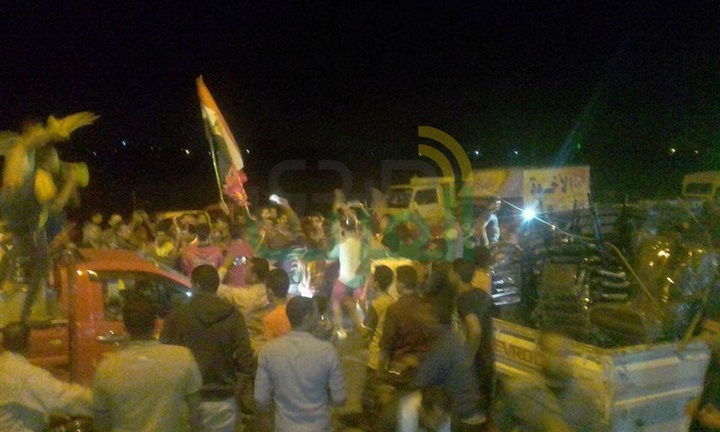 بالصور...محافظ كفر الشيخ يشارك الجماهير فرحة الصعود لكأس العالم