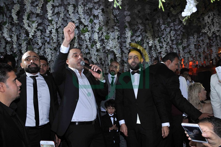 بالصور.. جنات ورامي جمال ودياب يشعلون زفاف "تامر عاشور" بالصور.. جنات ورامي جمال ودياب يشعلون زفاف "تامر عاشور"