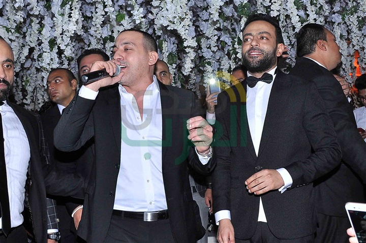 بالصور.. جنات ورامي جمال ودياب يشعلون زفاف "تامر عاشور" بالصور.. جنات ورامي جمال ودياب يشعلون زفاف "تامر عاشور"