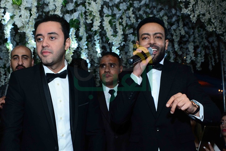 بالصور.. جنات ورامي جمال ودياب يشعلون زفاف "تامر عاشور" بالصور.. جنات ورامي جمال ودياب يشعلون زفاف "تامر عاشور"
