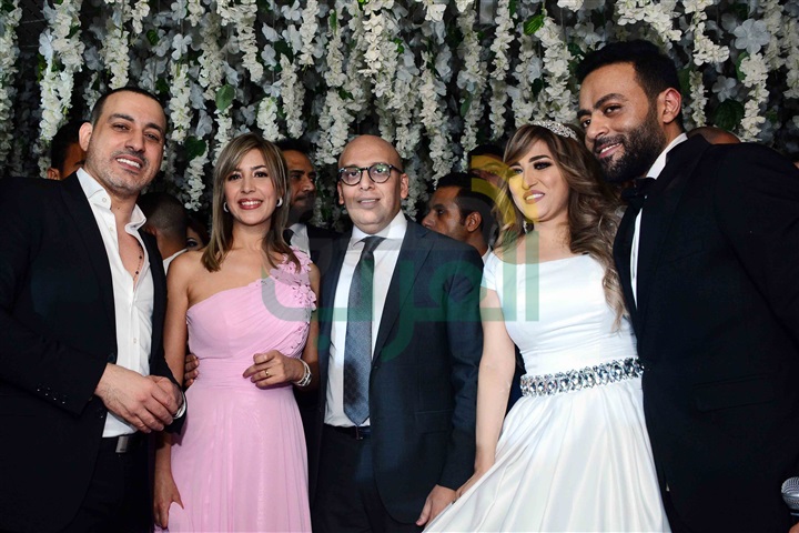 بالصور.. جنات ورامي جمال ودياب يشعلون زفاف "تامر عاشور" بالصور.. جنات ورامي جمال ودياب يشعلون زفاف "تامر عاشور"