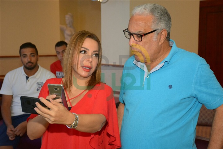 بالصور.. فنانو سوريا بمهرجان الإسكندرية يتابعون مباراة منتخبهم أمام أستراليا بالصور.. فنانو سوريا بمهرجان الإسكندرية يتابعون مباراة منتخبهم أمام أستراليا