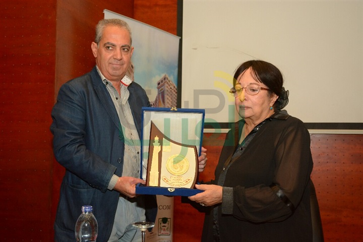 بالصور.. بدء ندوة محفوظ عبد الرحمن على هامش مهرجان الإسكندرية