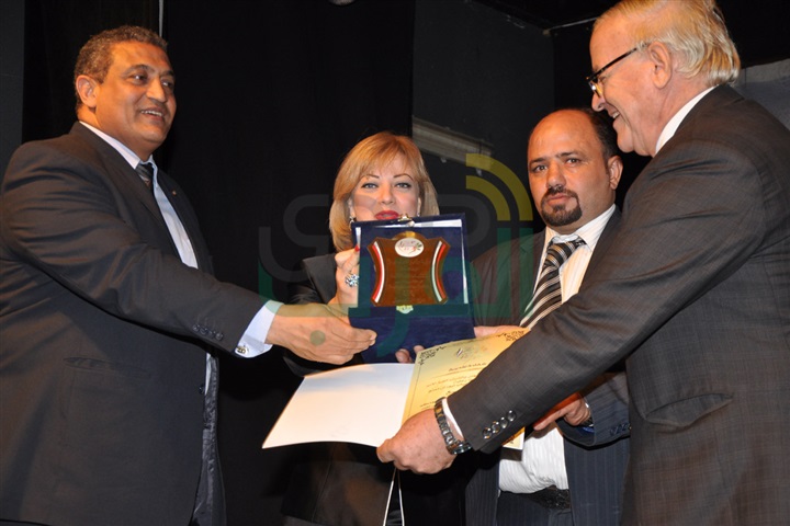 بالصور.. المهرجان الأول بالشباب تحيا الأمم تكرم أبطال أكتوبر وأبطال فيلم أسد سيناء بالصور.. المهرجان الأول بالشباب تحيا الأمم تكرم أبطال أكتوبر وأبطال فيلم أسد سيناء