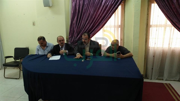 وكيل وزارة الصحة بالشرقية  يجتمع بمديري ومشرفي المناطق الصحية 