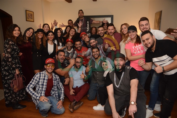 ‎‫بالصور.. زوجة كريم محسن تفاجئه وتحتفل بعيد ميلاده الـ٣٥ على طريقتها الخاصة