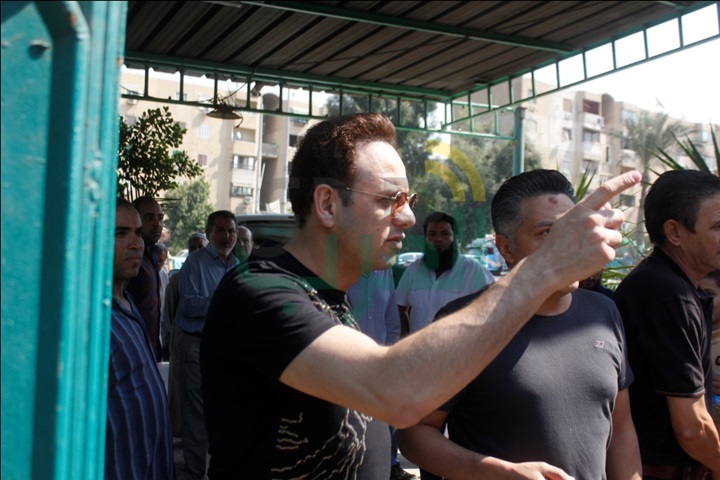 مصطفى قمر وعادل حسني وهاني خليفه فى وداع المخرج محمد راضي مصطفى قمر وعادل حسني وهاني خليفه فى وداع المخرج محمد راضي