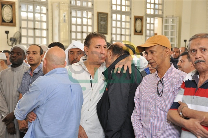 مصطفى قمر وعادل حسني وهاني خليفه فى وداع المخرج محمد راضي مصطفى قمر وعادل حسني وهاني خليفه فى وداع المخرج محمد راضي