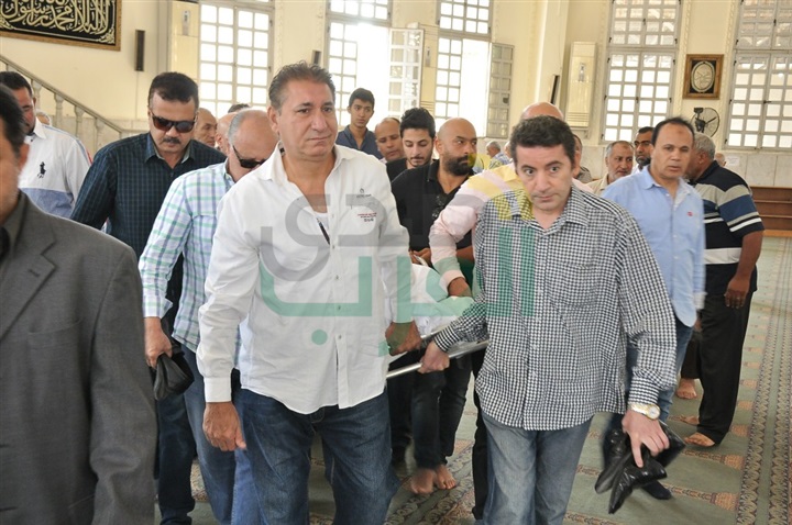 مصطفى قمر وعادل حسني وهاني خليفه فى وداع المخرج محمد راضي مصطفى قمر وعادل حسني وهاني خليفه فى وداع المخرج محمد راضي