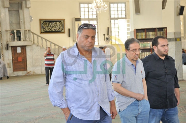 مصطفى قمر وعادل حسني وهاني خليفه فى وداع المخرج محمد راضي مصطفى قمر وعادل حسني وهاني خليفه فى وداع المخرج محمد راضي