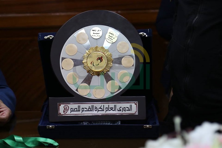 بالصور...محافظ كفر الشيخ يكرم فريق القدم للصم والبكم