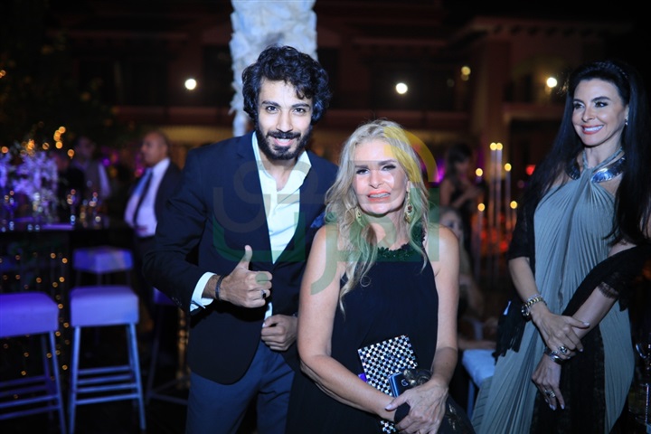 بالصور.. فنانون وسياسيون وإعلاميون يحتفلون بزفاف ابنة إيناس الدغيدي بالصور.. فنانون وسياسيون وإعلاميون يحتفلون بزفاف ابنة إيناس الدغيدي