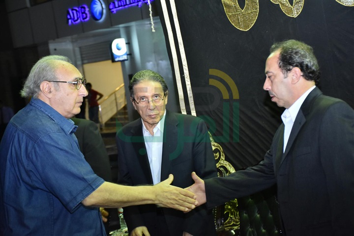 بالصور.. بدء عزاء المخرج محمد راضي بمسجد عمر مكرم