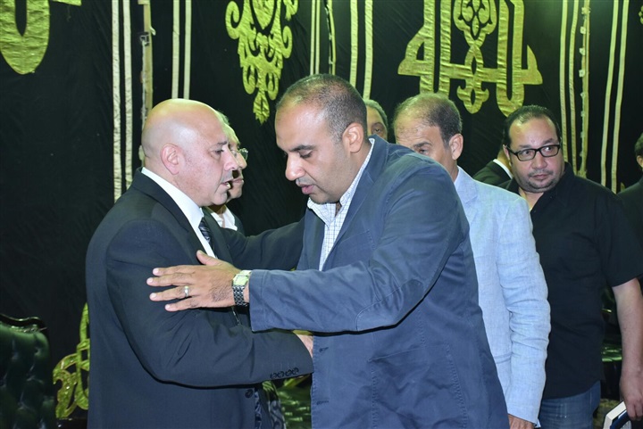 بالصور.. بدء عزاء المخرج محمد راضي بمسجد عمر مكرم