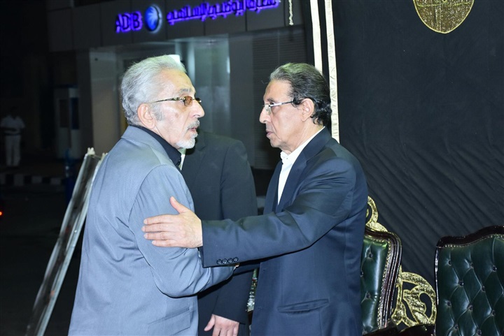 بالصور.. بدء عزاء المخرج محمد راضي بمسجد عمر مكرم
