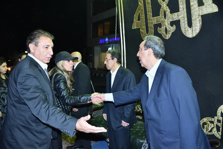 بالصور.. بدء عزاء المخرج محمد راضي بمسجد عمر مكرم