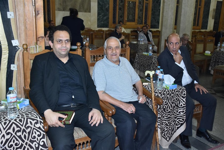 بالصور.. بدء عزاء المخرج محمد راضي بمسجد عمر مكرم