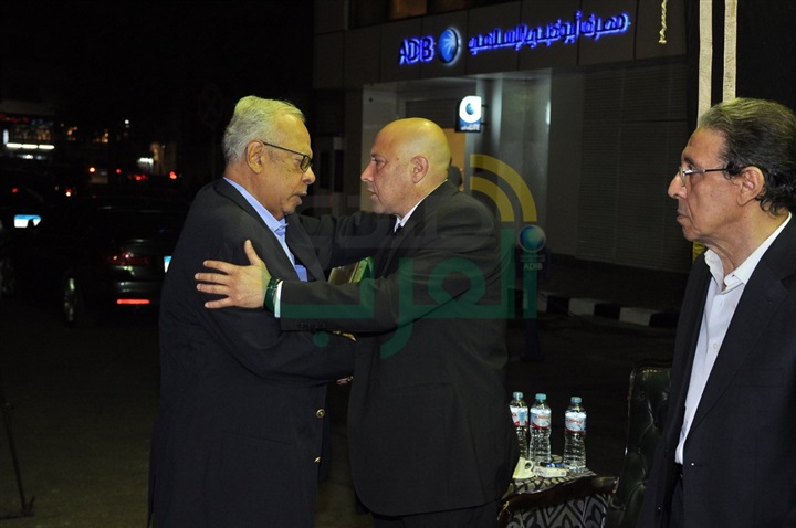 بالصور.. بدء عزاء المخرج محمد راضي بمسجد عمر مكرم
