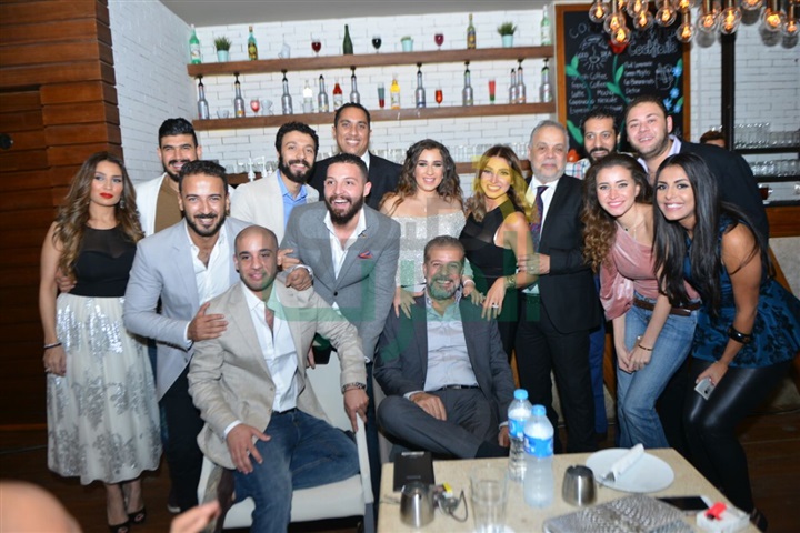 بالصور.. شريف منير يحتفل بخطوبة ابنته اسما علي محمود حجازي بالصور.. شريف منير يحتفل بخطوبة ابنته اسما علي محمود حجازي