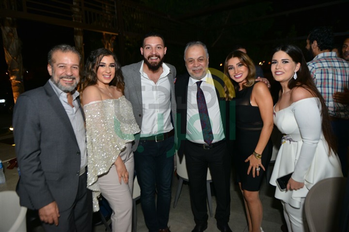 بالصور.. شريف منير يحتفل بخطوبة ابنته اسما علي محمود حجازي بالصور.. شريف منير يحتفل بخطوبة ابنته اسما علي محمود حجازي