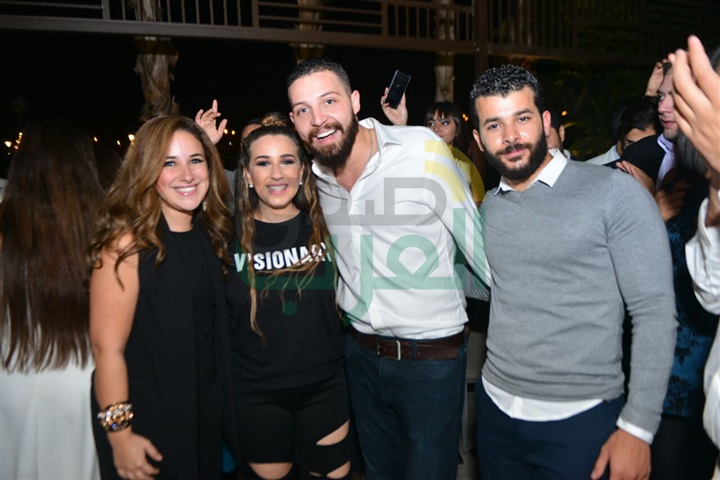 بالصور.. شريف منير يحتفل بخطوبة ابنته اسما علي محمود حجازي بالصور.. شريف منير يحتفل بخطوبة ابنته اسما علي محمود حجازي