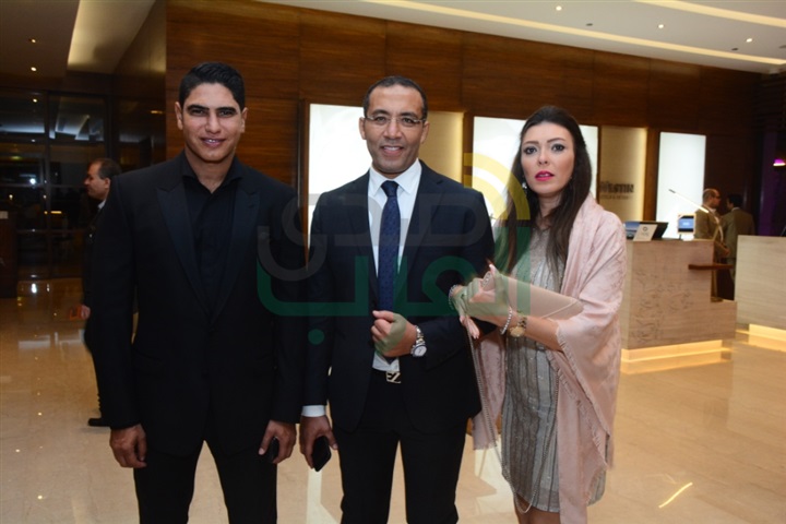 بالصور.. فنانون وسياسيون وإعلاميون يحتفلون بزفاف ابنة إيناس الدغيدي بالصور.. فنانون وسياسيون وإعلاميون يحتفلون بزفاف ابنة إيناس الدغيدي