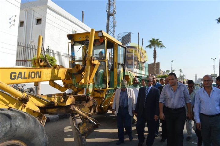 بالفيديو والصور.. بدء حملة نظافة مكثفة بكفر الشيخ