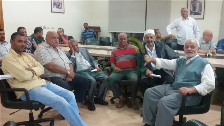  التجار يعلنون غضبهم أثناء اجتماع شعبة البقالة بغرفة الأسكندرية اليوم