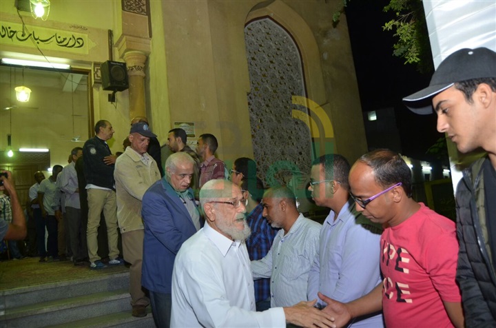 بالصور.. انتهاء عزاء شقيق سليمان عيد بحضور نجوم الفن بالصور.. انتهاء عزاء شقيق سليمان عيد بحضور نجوم الفن
