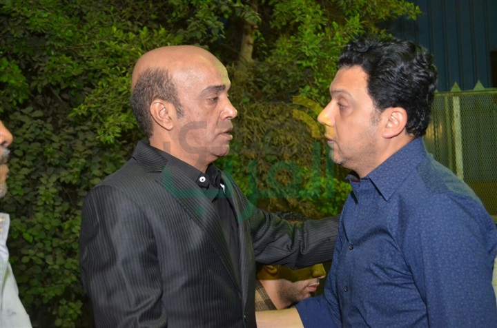 بالصور.. انتهاء عزاء شقيق سليمان عيد بحضور نجوم الفن بالصور.. انتهاء عزاء شقيق سليمان عيد بحضور نجوم الفن
