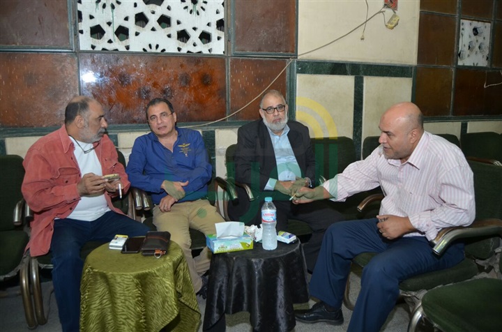 بالصور.. انتهاء عزاء شقيق سليمان عيد بحضور نجوم الفن بالصور.. انتهاء عزاء شقيق سليمان عيد بحضور نجوم الفن