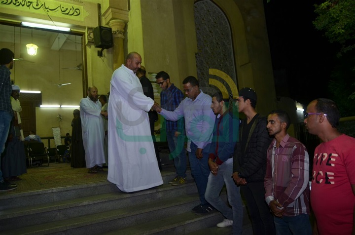 بالصور.. انتهاء عزاء شقيق سليمان عيد بحضور نجوم الفن بالصور.. انتهاء عزاء شقيق سليمان عيد بحضور نجوم الفن