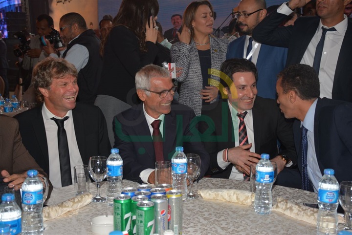 بالصور.. محمد فواد يحي حفل عوزينك تكمل بحضور المنتخب الوطني و نجوم الفن بالصور.. محمد فواد يحي حفل عوزينك تكمل بحضور المنتخب الوطني و نجوم الفن