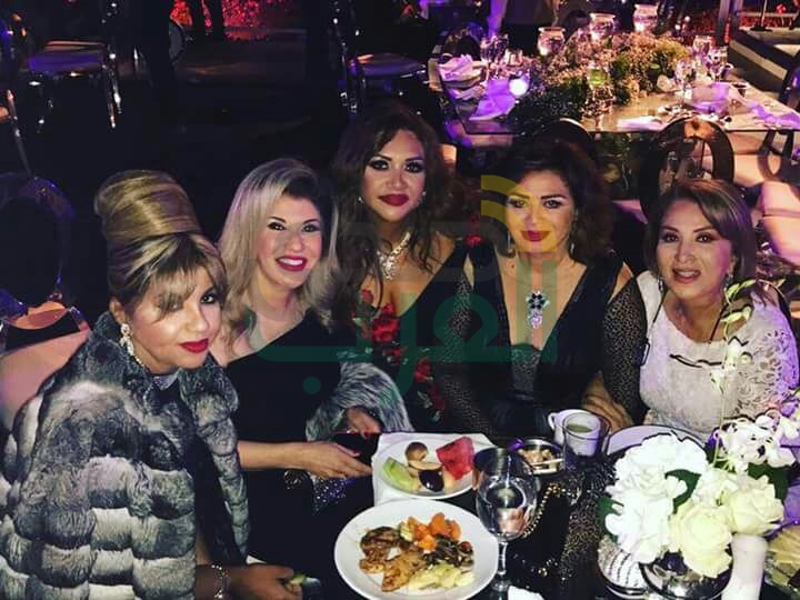 بالصور.. فنانون وسياسيون وإعلاميون يحتفلون بزفاف ابنة إيناس الدغيدي بالصور.. فنانون وسياسيون وإعلاميون يحتفلون بزفاف ابنة إيناس الدغيدي