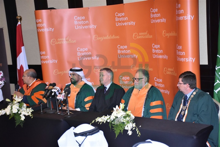 بالصور..  وقائع المؤتمر الصحفي لمنح يحيى الفخراني وحسين الجسمي الدكتوراه الفخرية من الـ cic