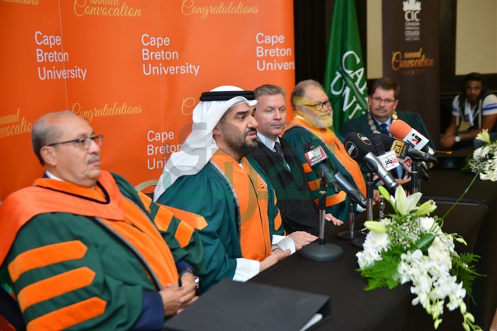 بالصور.. الدكتوراه لحسين الجسمي و يحي الفخراني في حفل تخرج "clc" بالصور.. الدكتوراه لحسين الجسمي و يحي الفخراني في حفل تخرج "clc"