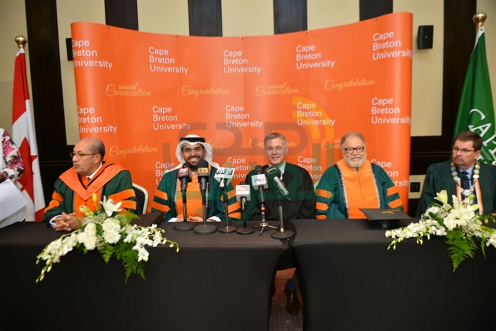 بالصور.. الدكتوراه لحسين الجسمي و يحي الفخراني في حفل تخرج "clc" بالصور.. الدكتوراه لحسين الجسمي و يحي الفخراني في حفل تخرج "clc"
