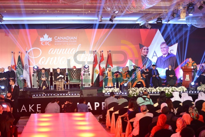 بالصور.. الدكتوراه لحسين الجسمي و يحي الفخراني في حفل تخرج "clc" بالصور.. الدكتوراه لحسين الجسمي و يحي الفخراني في حفل تخرج "clc"