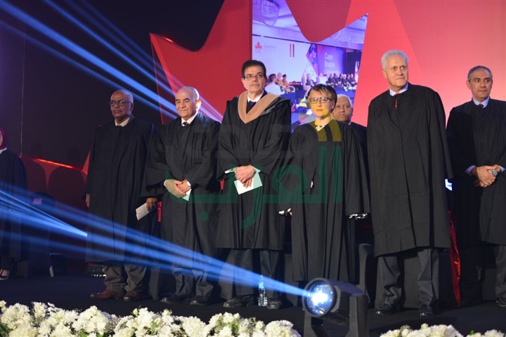 بالصور.. الدكتوراه لحسين الجسمي و يحي الفخراني في حفل تخرج "clc" بالصور.. الدكتوراه لحسين الجسمي و يحي الفخراني في حفل تخرج "clc"