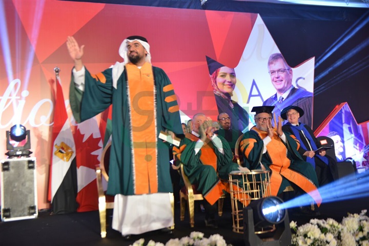 بالصور.. الدكتوراه لحسين الجسمي و يحي الفخراني في حفل تخرج "clc" بالصور.. الدكتوراه لحسين الجسمي و يحي الفخراني في حفل تخرج "clc"