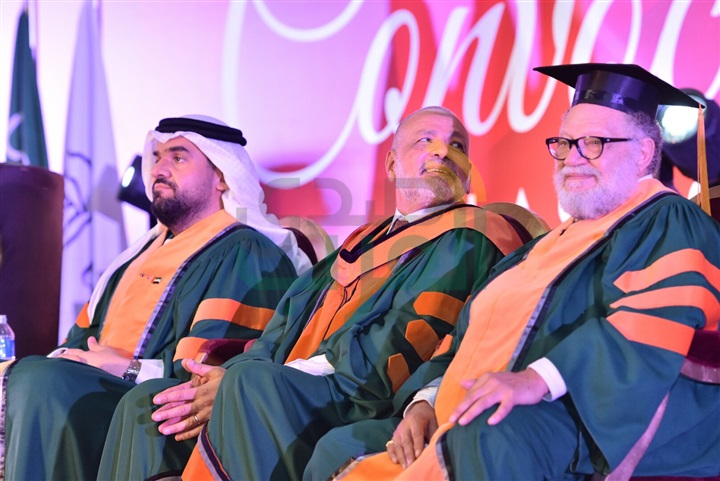 بالصور.. حسين الجاسمي ويحيى الفخراني ومحمد صبحي يشهدون تخريج الدفعة العاشرة من الجامعة الكندية بالصور.. حسين الجاسمي ويحيى الفخراني ومحمد صبحي يشهدون تخريج الدفعة العاشرة من الجامعة الكندية
