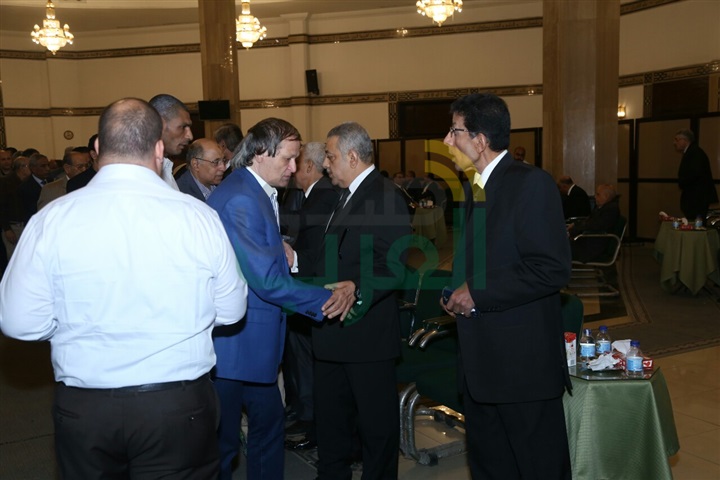 بالصور.. عزا والدة المخرج هشام جمعه بمسجد القوات المسلحه بمكرم عبيد بالصور.. عزا والدة المخرج هشام جمعه بمسجد القوات المسلحه بمكرم عبيد