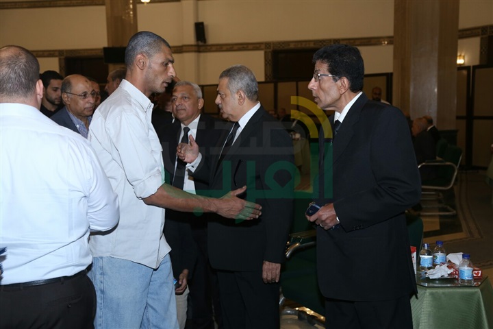 بالصور.. عزا والدة المخرج هشام جمعه بمسجد القوات المسلحه بمكرم عبيد بالصور.. عزا والدة المخرج هشام جمعه بمسجد القوات المسلحه بمكرم عبيد