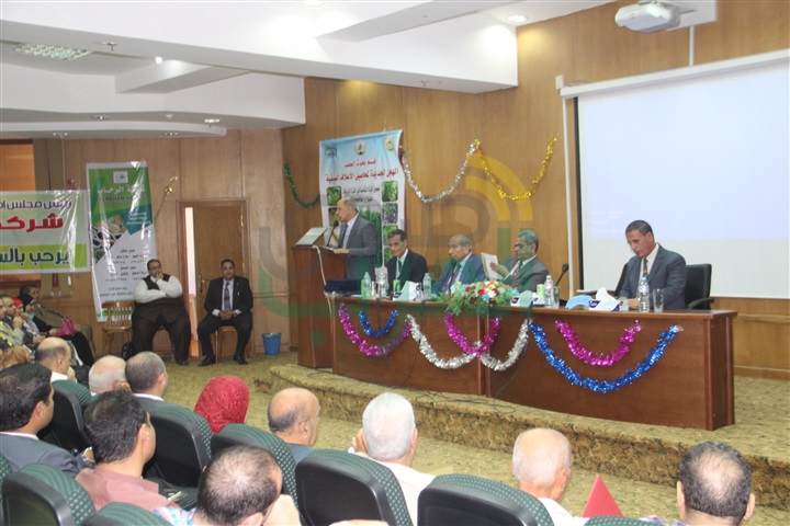 بالصور.. رئيس جامعة كفر الشيخ يفتتح المؤتمر الحادي عشر لتربية النبات
