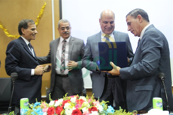 بالصور.. رئيس جامعة كفر الشيخ يفتتح المؤتمر الحادي عشر لتربية النبات