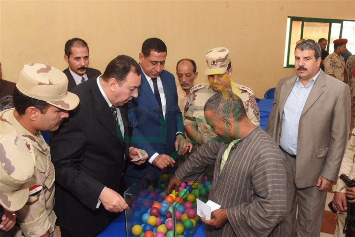 إجراء قرعة علنية لعدد ٨١ وحدة سكنية استكمالا لتسكين مشروع بشاير الخير ١