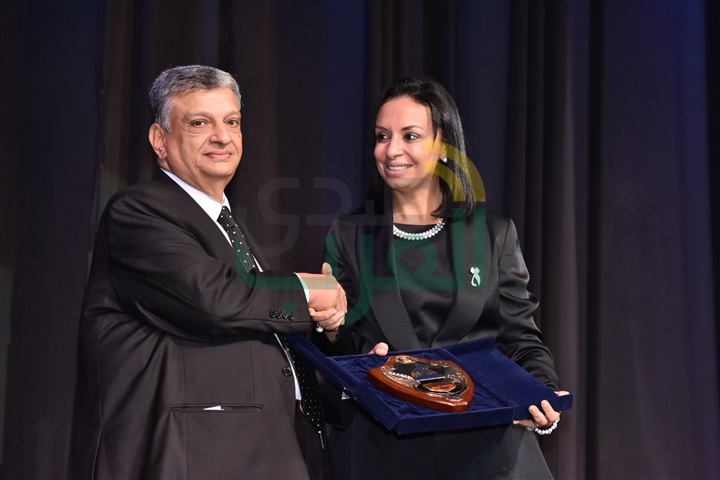 بالصور.. "القومى للمرأة" يكرم إيناس عبد الدايم الدايم و مشيرة خطاب بالصور.. "القومى للمرأة" يكرم إيناس عبد الدايم الدايم و مشيرة خطاب